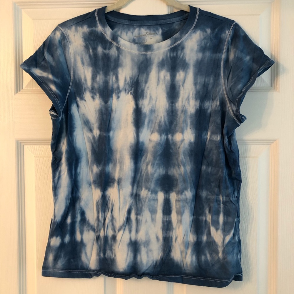 COPY - Universal Thread tie dye T-shirt